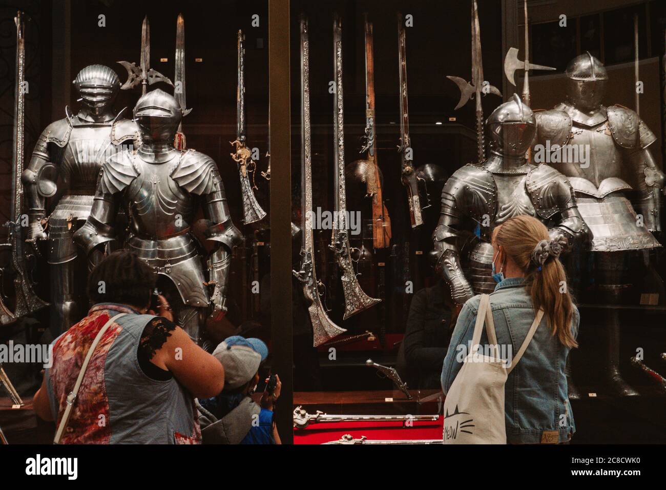 Besucher in Moskau Kreml Museum Rüstkammer Stockfoto