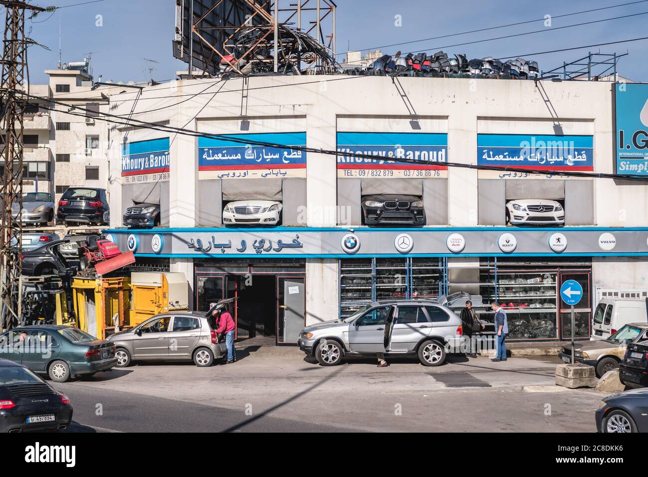 Autowerkstatt in Jounieh Küstenstadt im Keserwan Bezirk in der Nähe von Beirut, Libanon Stockfoto