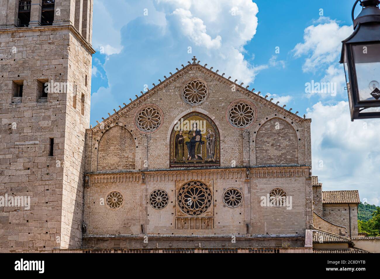 Spoleto, eine herrliche umbrische Stadt, Heimat des Festival dei Due Mondi, ein internationales Ereignis der Musik, Kunst, Kultur und Unterhaltung Stockfoto