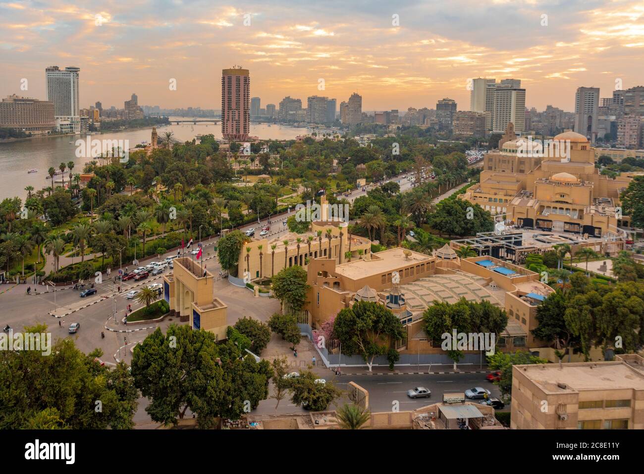 Ägypten, Kairo, Nil, Tahrir-Platz und Garden City Stockfoto