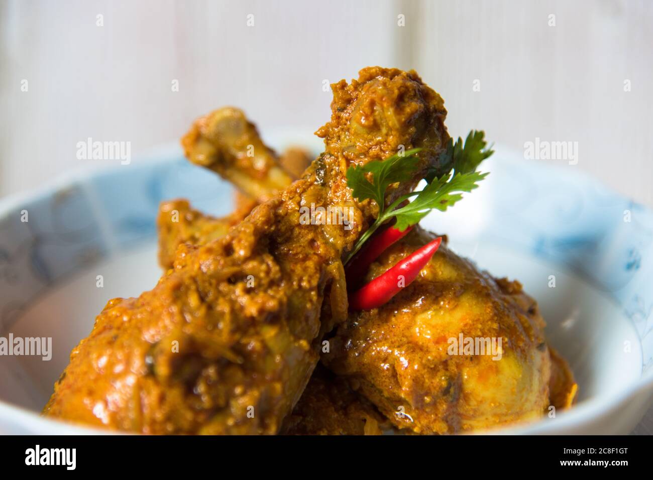 Nahaufnahme von Chicken Tikka, einer berühmten indischen Delikatesse Stockfoto