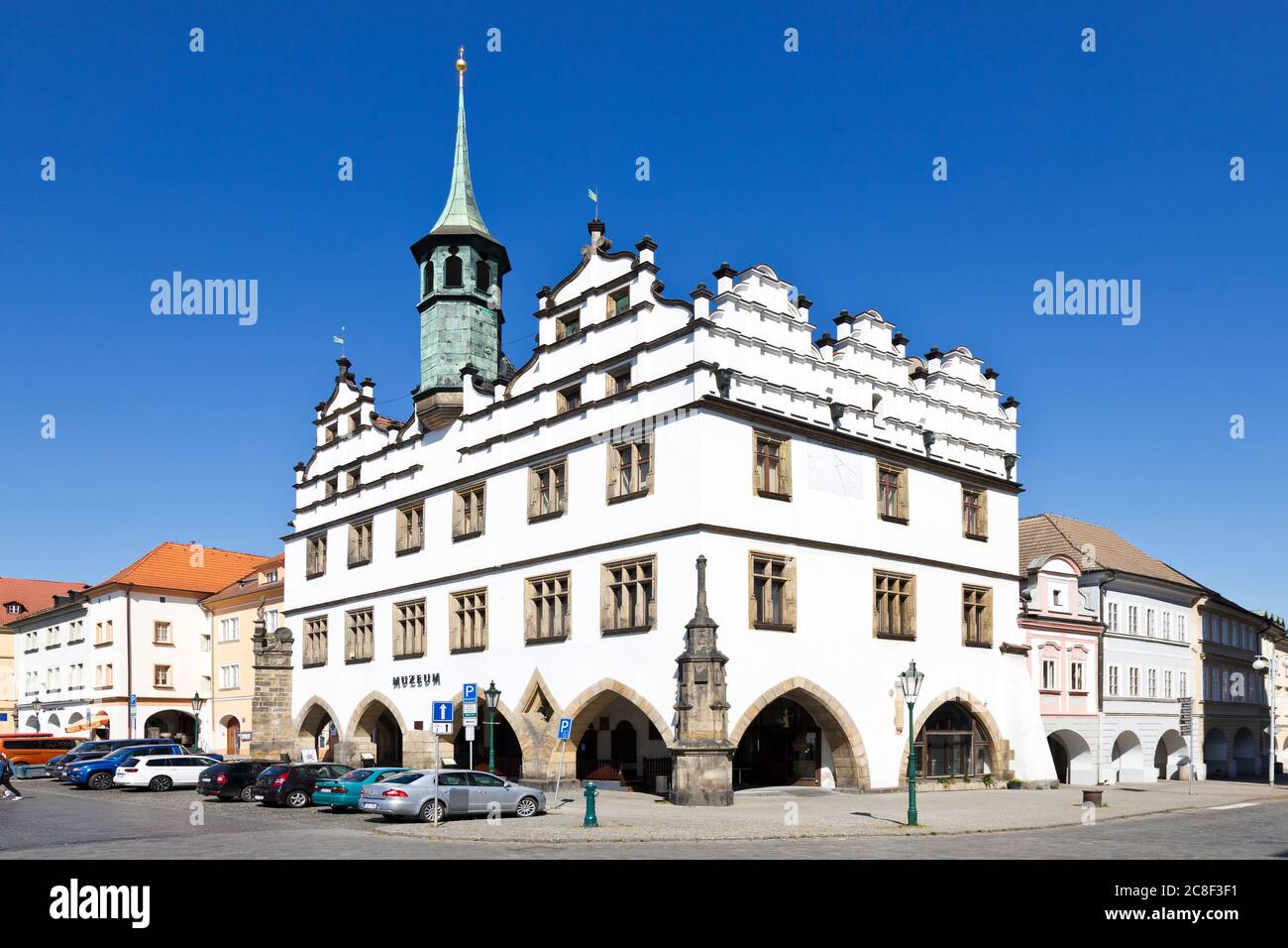 radnice a muzeum, historicke Centrum, Mirove namesti, Litomerice, Ceska republika / Stadthaus nad Museum, historisches Zentrum der Stadt Litomerice, C Stockfoto