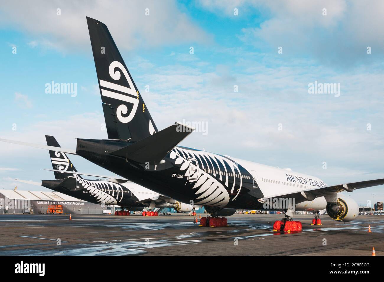 Air New Zealand Boeing 777 im Lager am Flughafen Christchurch, während der Coronavirus-Pandemie Stockfoto