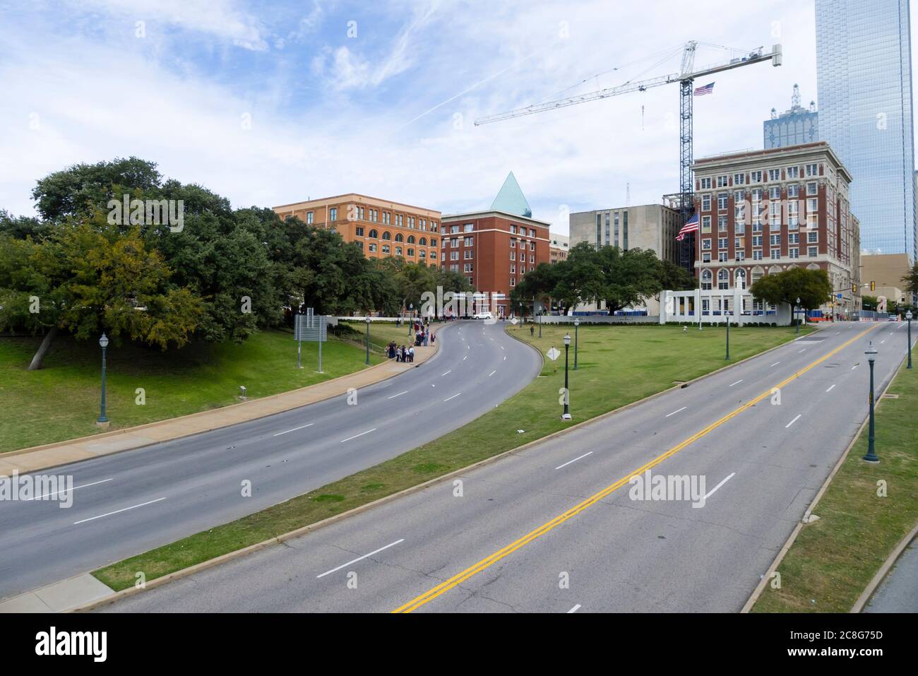 North Grassy Knoll und Elm und Main Streets auf Dealey Plaza Stockfoto