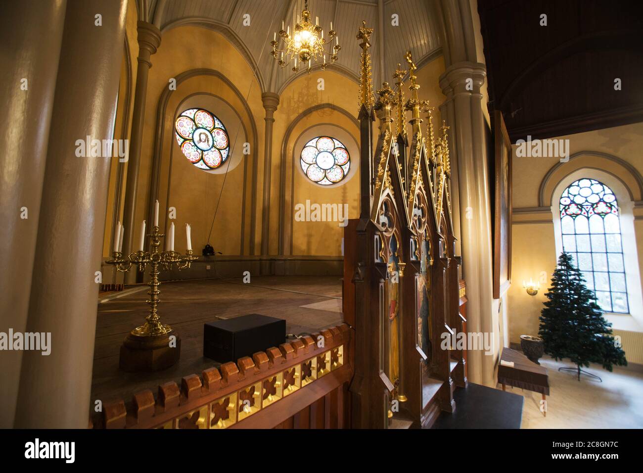 Nach mehreren Jahren wird die große Kirche in Åtvidaberg neu renoviert, umgebaut, modernisiert und bald wieder eröffnet. Foto Jeppe Gustafsson Stockfoto
