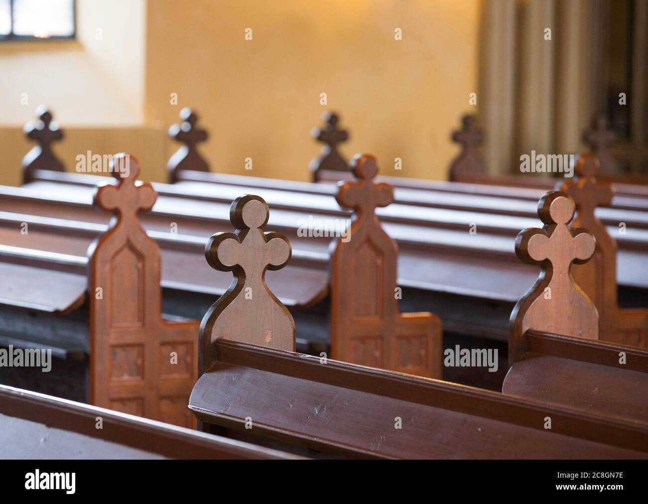 Nach mehreren Jahren wird die große Kirche in Åtvidaberg neu renoviert, umgebaut, modernisiert und bald wieder eröffnet. Foto Jeppe Gustafsson Stockfoto