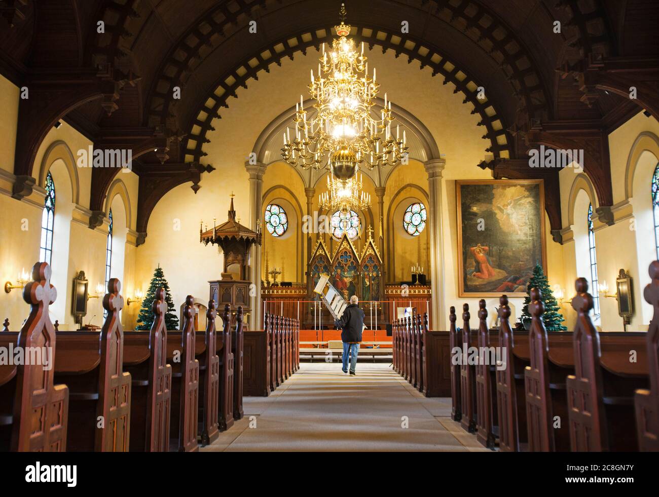 Nach mehreren Jahren wird die große Kirche in Åtvidaberg neu renoviert, umgebaut, modernisiert und bald wieder eröffnet. Foto Jeppe Gustafsson Stockfoto