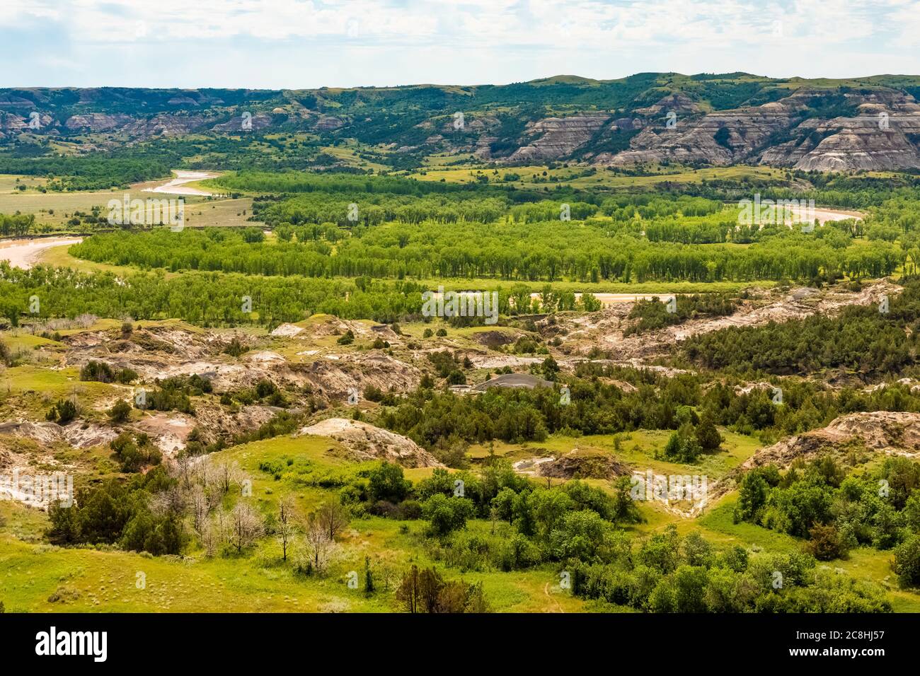 Landschaft in der Gegend über dem Little Missouri River im Theodore Roosevelt National Park, North Unit, in North Dakota, USA Stockfoto