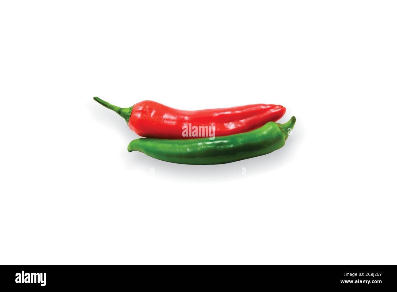 Verschiedene Farben Chilischoten isoliert auf weißem Hintergrund. Rote und grüne Chilischoten auf weißem Hintergrund Stockfoto Verschiedene Farben Chilischoten isoliert auf weißem Hintergrund. Rote und grüne Chilischoten auf weißem Hintergrund Stockfoto