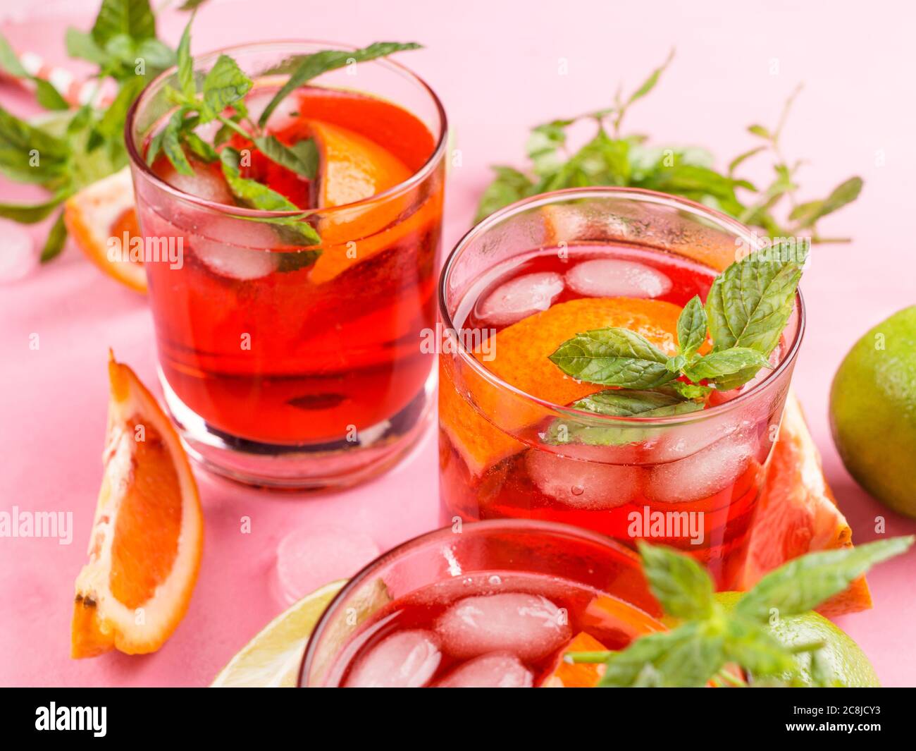 Rot Orange Frisch Stockfotos und -bilder Kaufen - Alamy