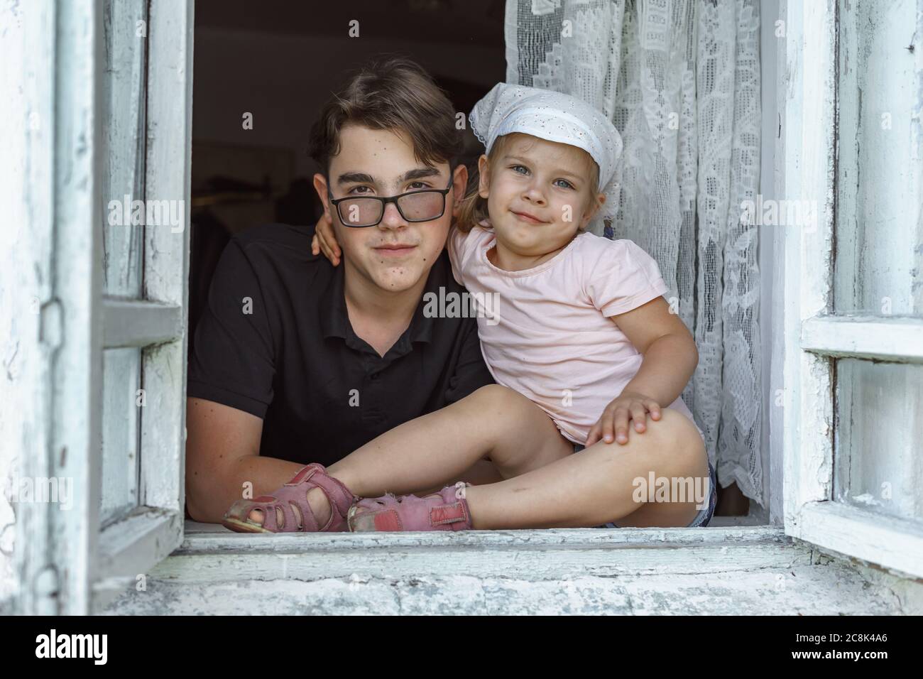 Omas mit brille -Fotos und -Bildmaterial in hoher Auflösung – Alamy