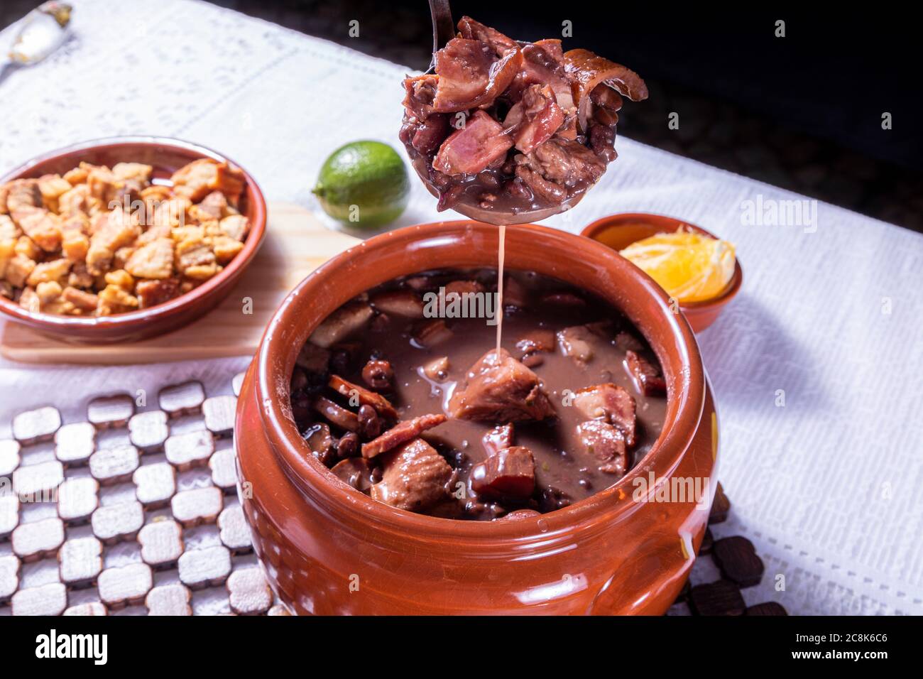 Feijoada, die brasilianische Küche Tradition. Stockfoto