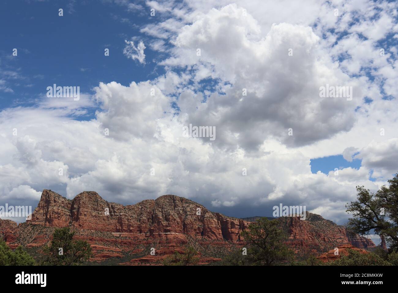 Courthouse Butte gleich außerhalb von Sedona, Arizona. Stockfoto