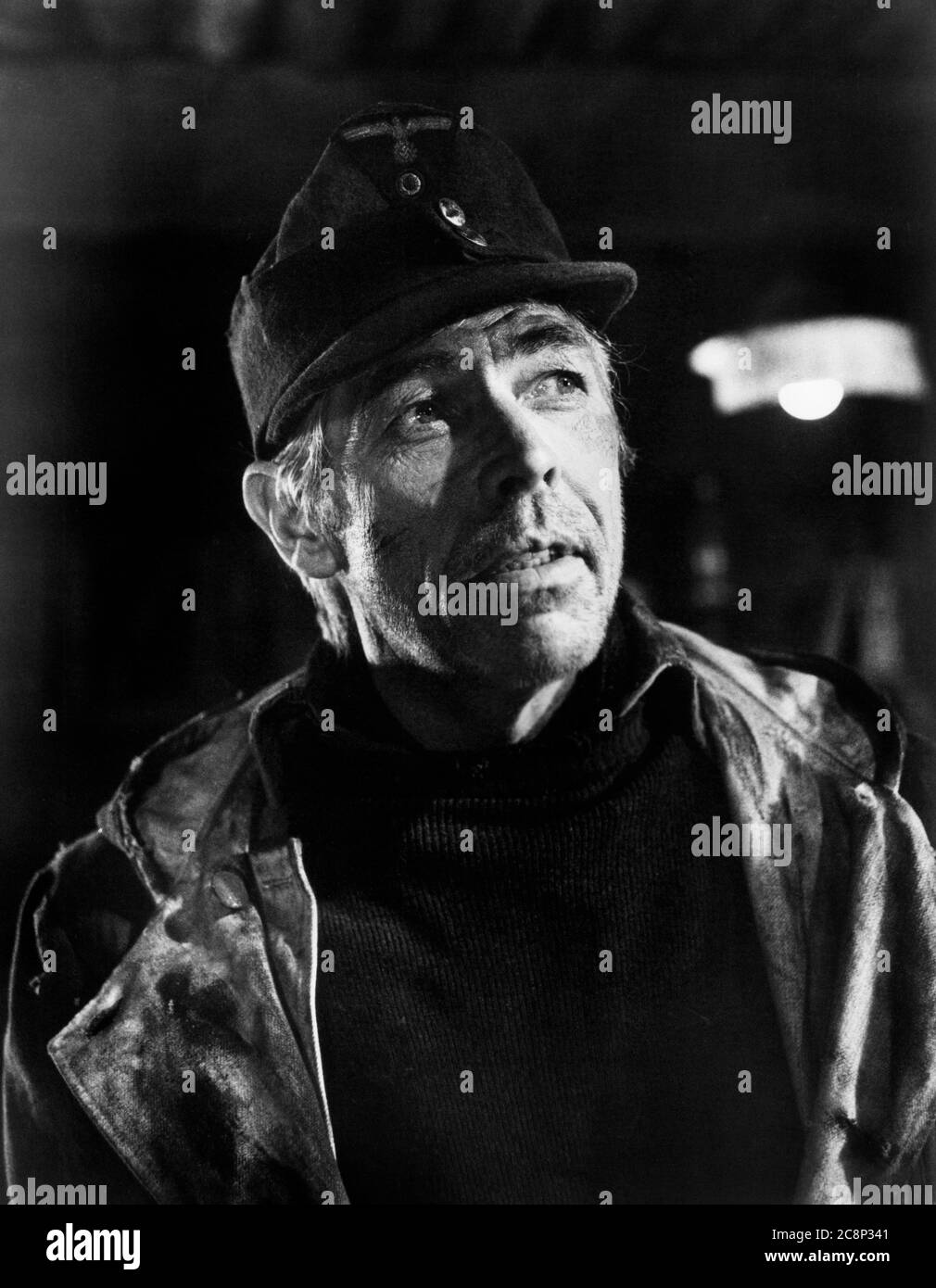 James Coburn, Head and Shoulders Publicity Portrait for the Film, 'Cross of Iron', EMI Films, Avco Embassy Pictures, 1977 Stockfoto