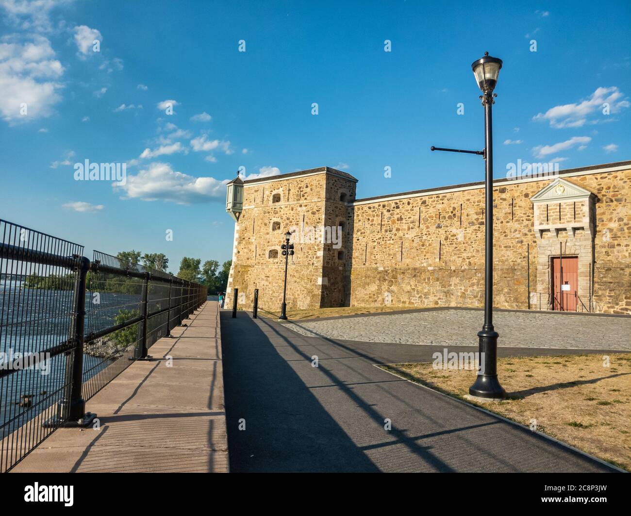 Chambly, Kanada - 6. Juli 2020: Fort Chambly National Historic Site Stockfoto