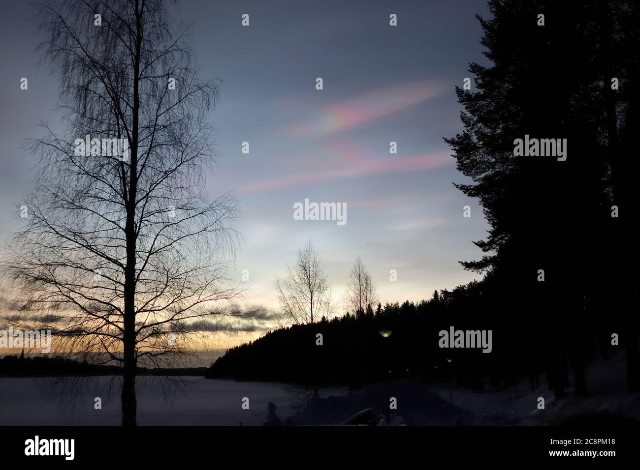 Halo Wolken am Abend in Lappland, Schweden gesehen Stockfoto