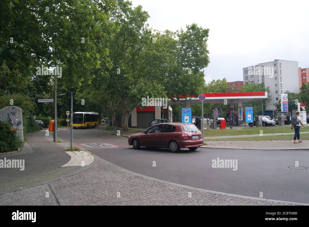 Ederkopfweg Ecke Westerwaldstraße im Falkenhagener Feld in Berlin-Spandau Stockfoto