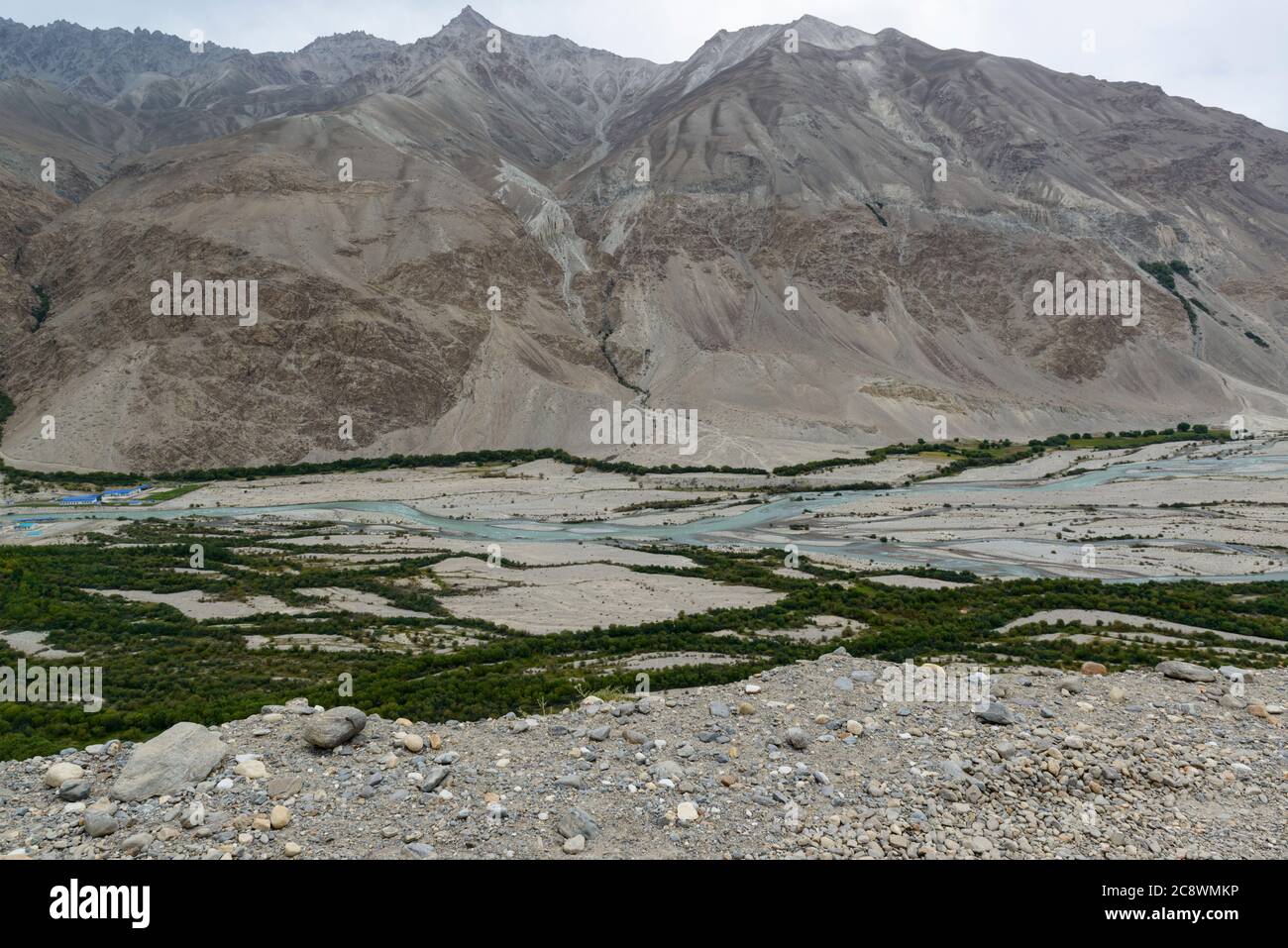 Wachan-Korridor, Tadschikistan. Pamir Fluss bei Langar Stockfoto