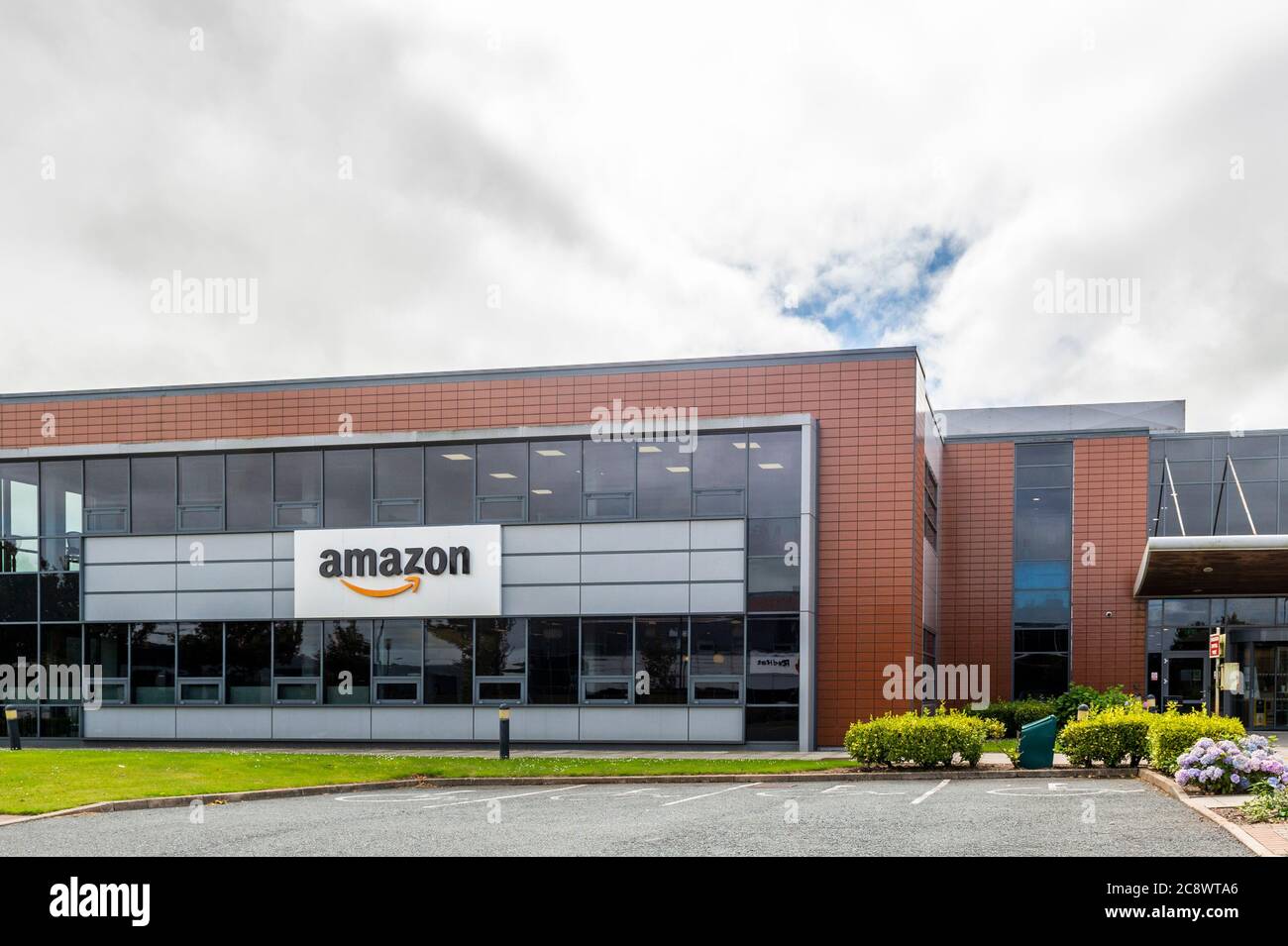 Cork, Irland. Juli 2020. Amazon hat angekündigt, dass es 1,000 zusätzliche Arbeitsplätze in Cork und Dublin schaffen wird. Die Arbeitsplätze werden in den nächsten zwei Jahren geschaffen, wodurch die irische Belegschaft auf 5,000 Mitarbeiter wachsen wird. Quelle: AG News/Alamy Live News Stockfoto