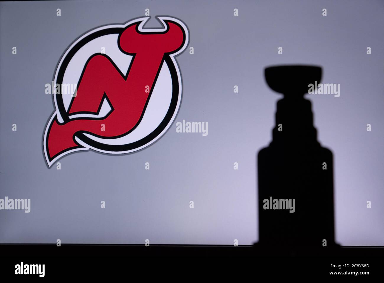 NHL Hockey Konzept Foto. Silhouette des Stanley Cup Stockfoto