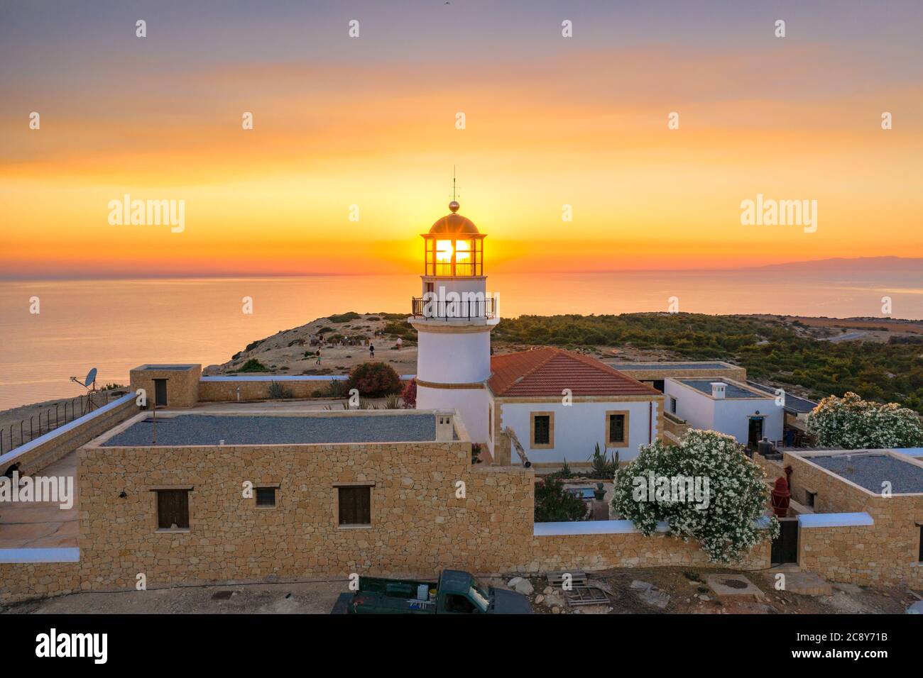 Der Leuchtturm auf Gavdos bei Sonnenuntergang, Kreta, Griechenland. Stockfoto