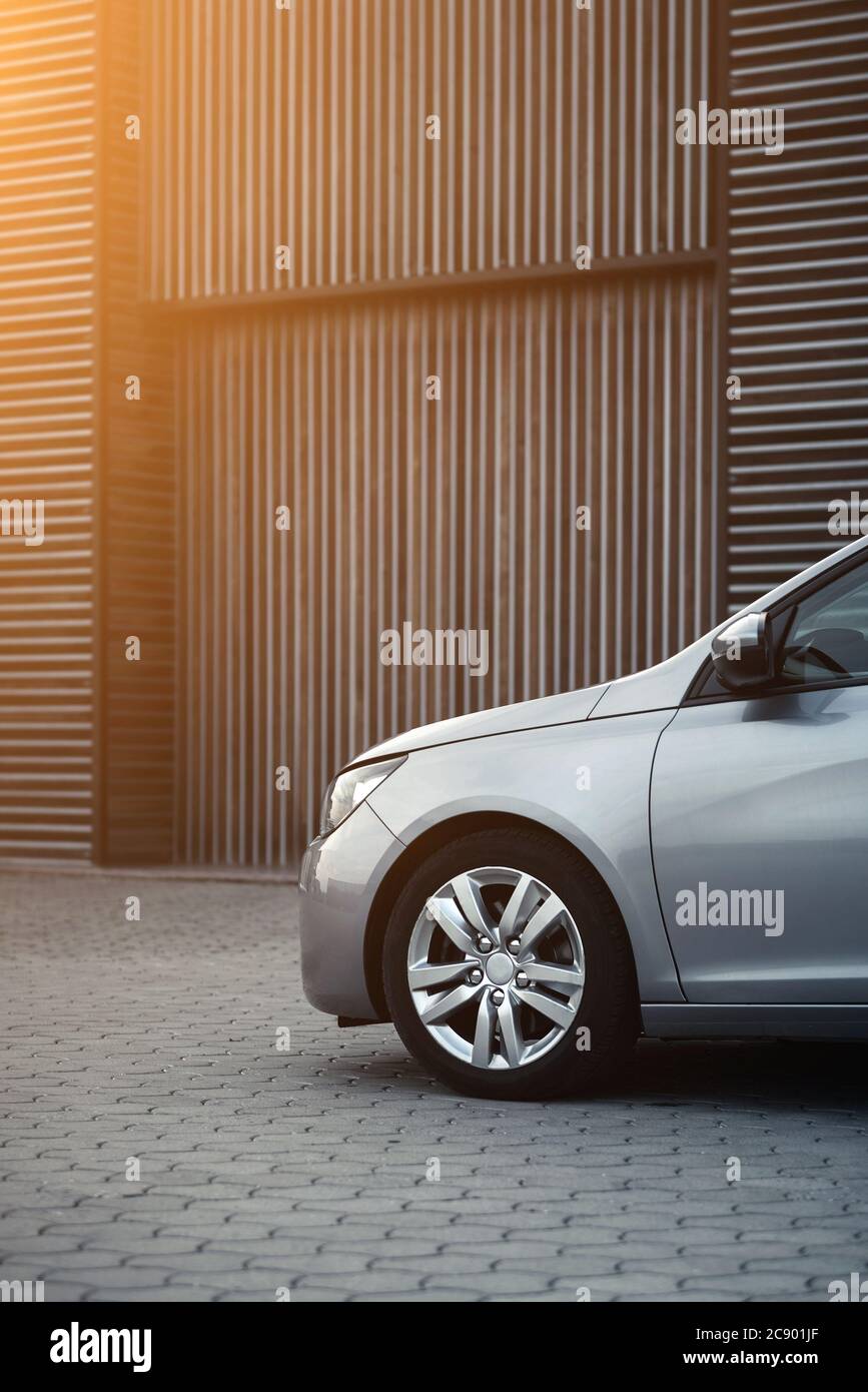 Moderne generische Auto Frontend stilvollen Hintergrund Stockfoto