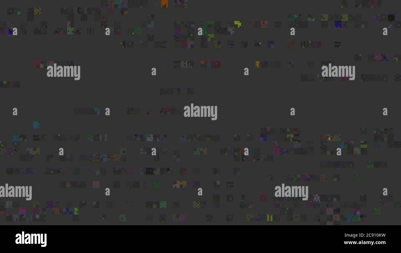 Verzerrung des gebrochenen Videobildes auf schwarzem Hintergrund, VHS-Effekt, Störung digitales Farbpixelrauschen. Stock abstrakte Pixel Hintergrund Glitch Textur Stockfoto