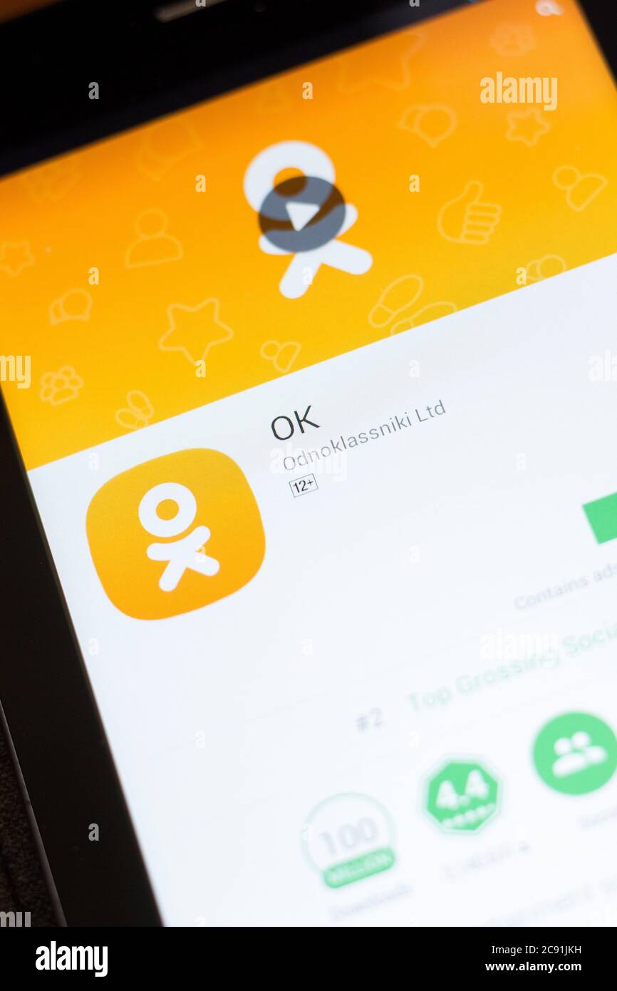 Rjasan, Russland - 24. Juni 2018: OK, Odnoklassniki mobile App auf dem Display des Tablet-PCs Stockfoto