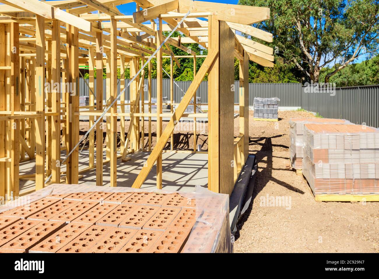 Holz Auf Der Baustelle Stockfotos Und Bilder Kaufen Alamy