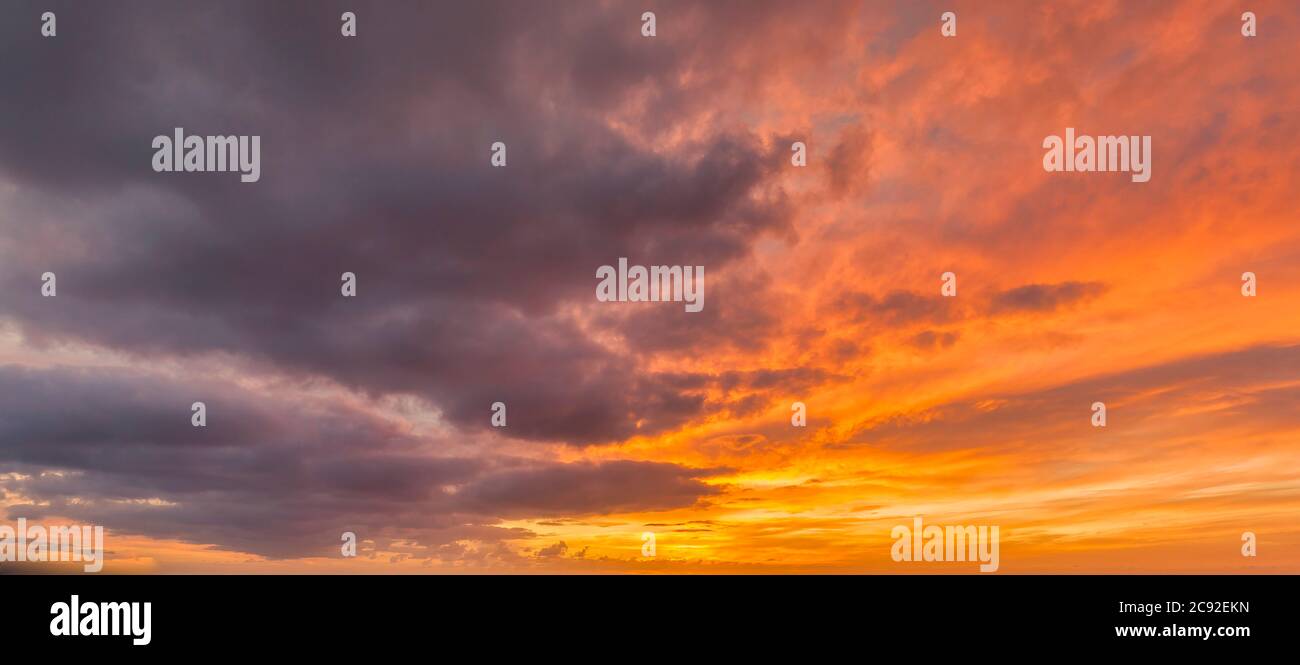 Wolken , Himmel, Wetter, Sonnenuntergang Stockfoto