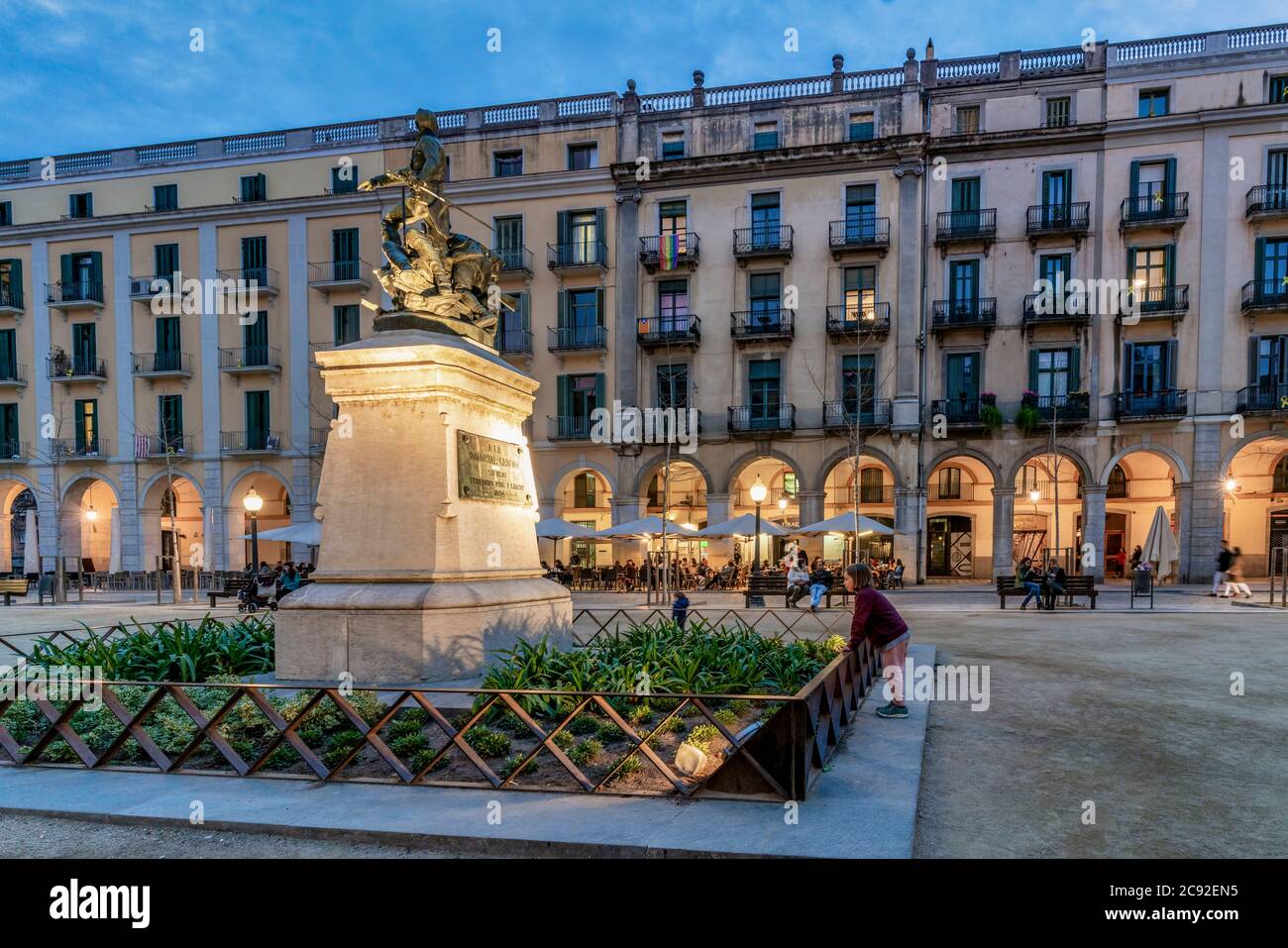 Denkmal auf dem Unabhängigkeitsplatz in Girona Katalonien Spanien Stockfoto