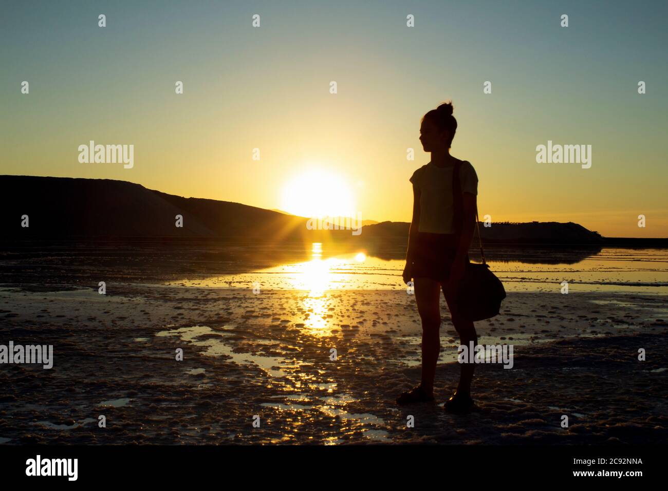 Ich habe die Utah Salt Flats besucht, obwohl ich mein ganzes Leben lang in Utah gelebt habe, war dies mein erster Ausflug dorthin, es hat sich wirklich gelohnt. Stockfoto