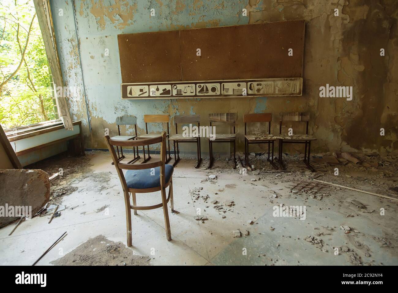 Verlassene Schule in Geisterstadt Pripyat Chornobyl Zone, Strahlung, nukleare Katastrofe Stockfoto