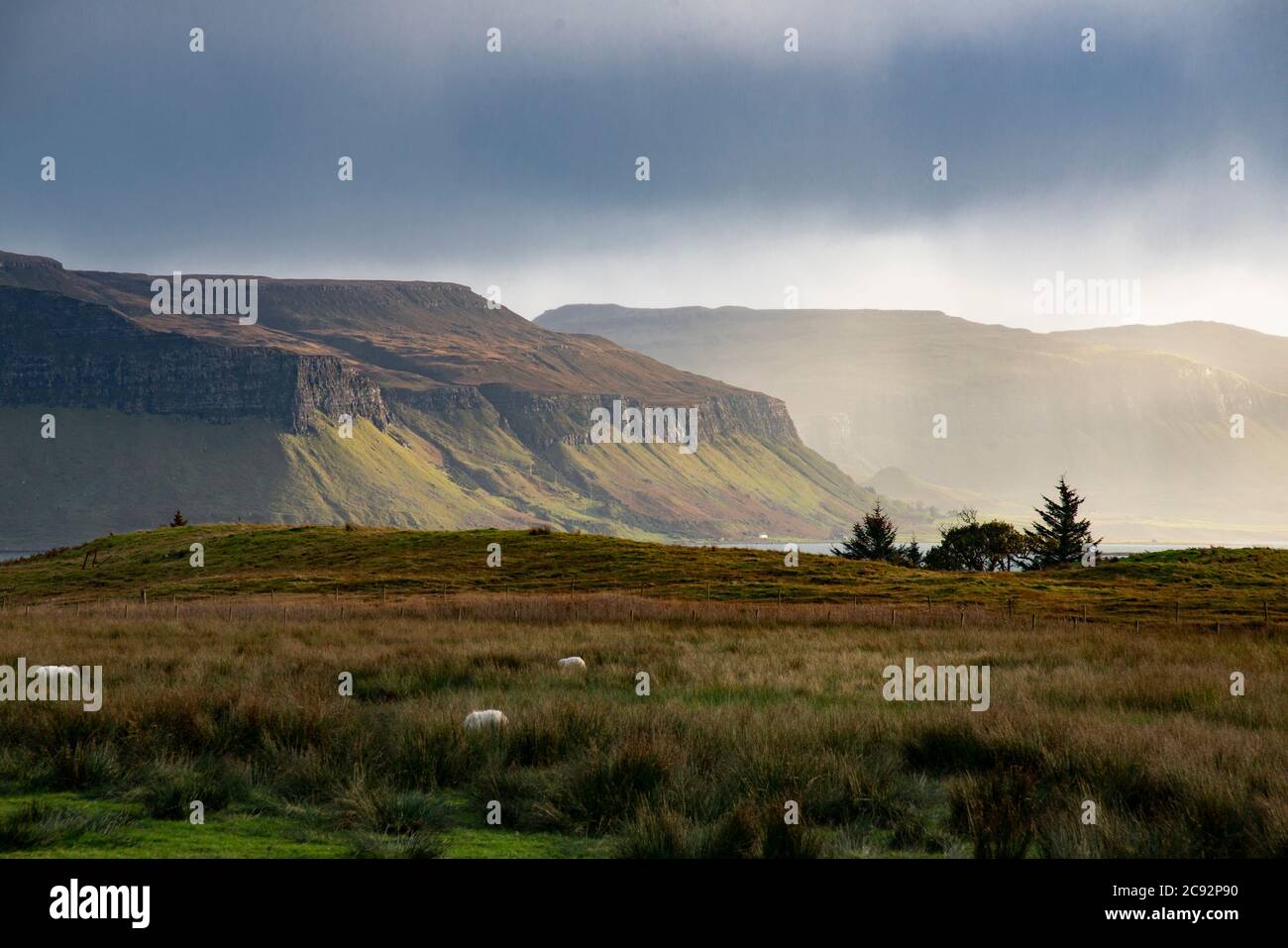 Isle of Ulva von Ballygown, die Isle of Mull, Argyll und Bute, Schottland, Vereinigtes Königreich. Stockfoto