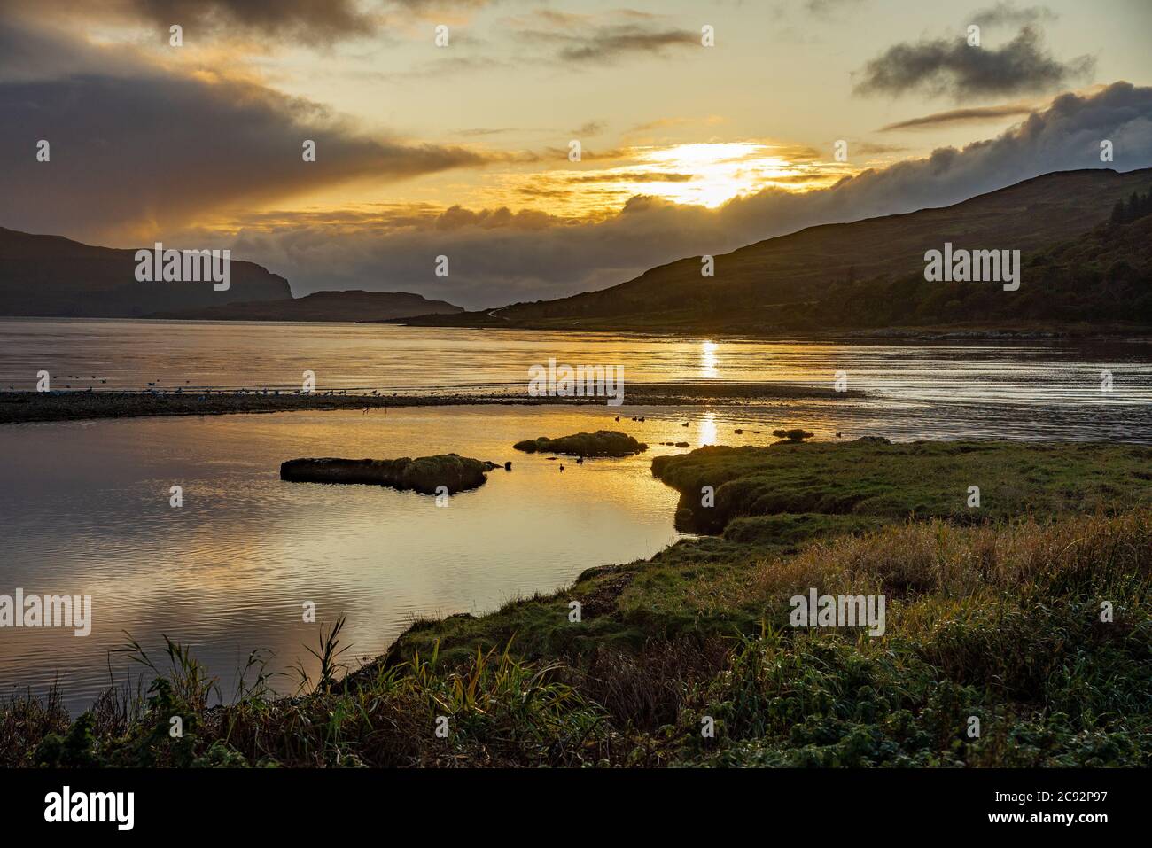 Sonnenuntergang am Loch Na Keal, Killiechronan, Isle of Mull, Argyll and Bute, Schottland, Großbritannien. Stockfoto