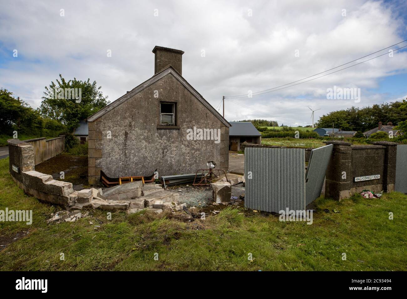 Kreuzung von Loan Road, Ballyconnelly Road und Lisnahunshin Road, Portglenone, Ort eines tödlichen Autounfalls, der das Leben von Ehemann und Ehefrau, Paul und Varena Creelman und Phil Hegarty, der Bruder von Varena war, forderte, starben nach einer zweifahrzeug-Straßenverkehrskollision, die gestern um etwa 10.40 Uhr gemeldet wurde. Die Polizei gab an, dass ein silberner Volkswagen Passat und ein schwarzer Audi an dem Vorfall in der Lisnahunshin Road außerhalb des Dorfes Portglenone in Antrim beteiligt waren. Stockfoto