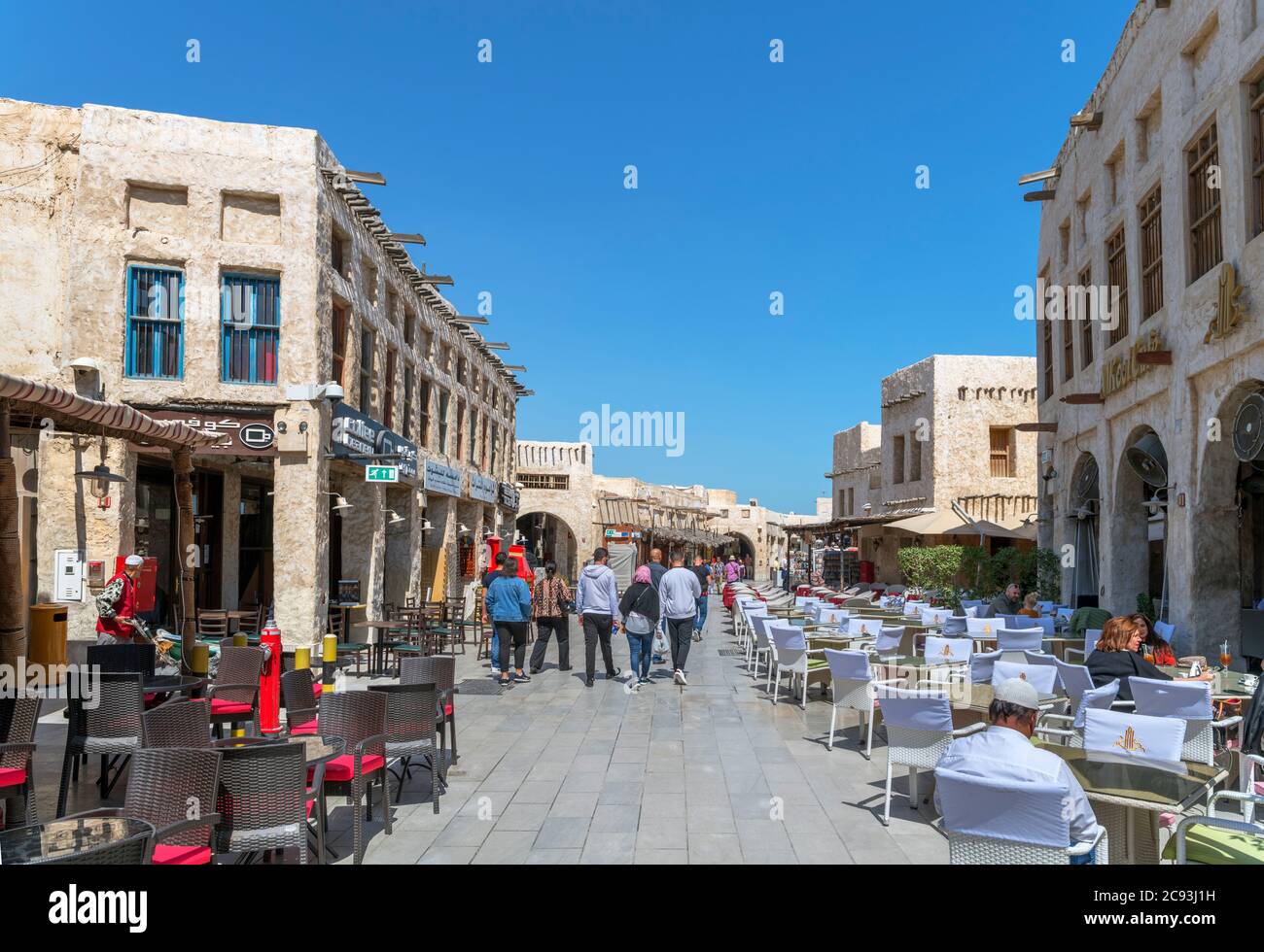 Cafés und Restaurants in Souq Waqif, Doha, Katar, Mittlerer Osten Stockfoto