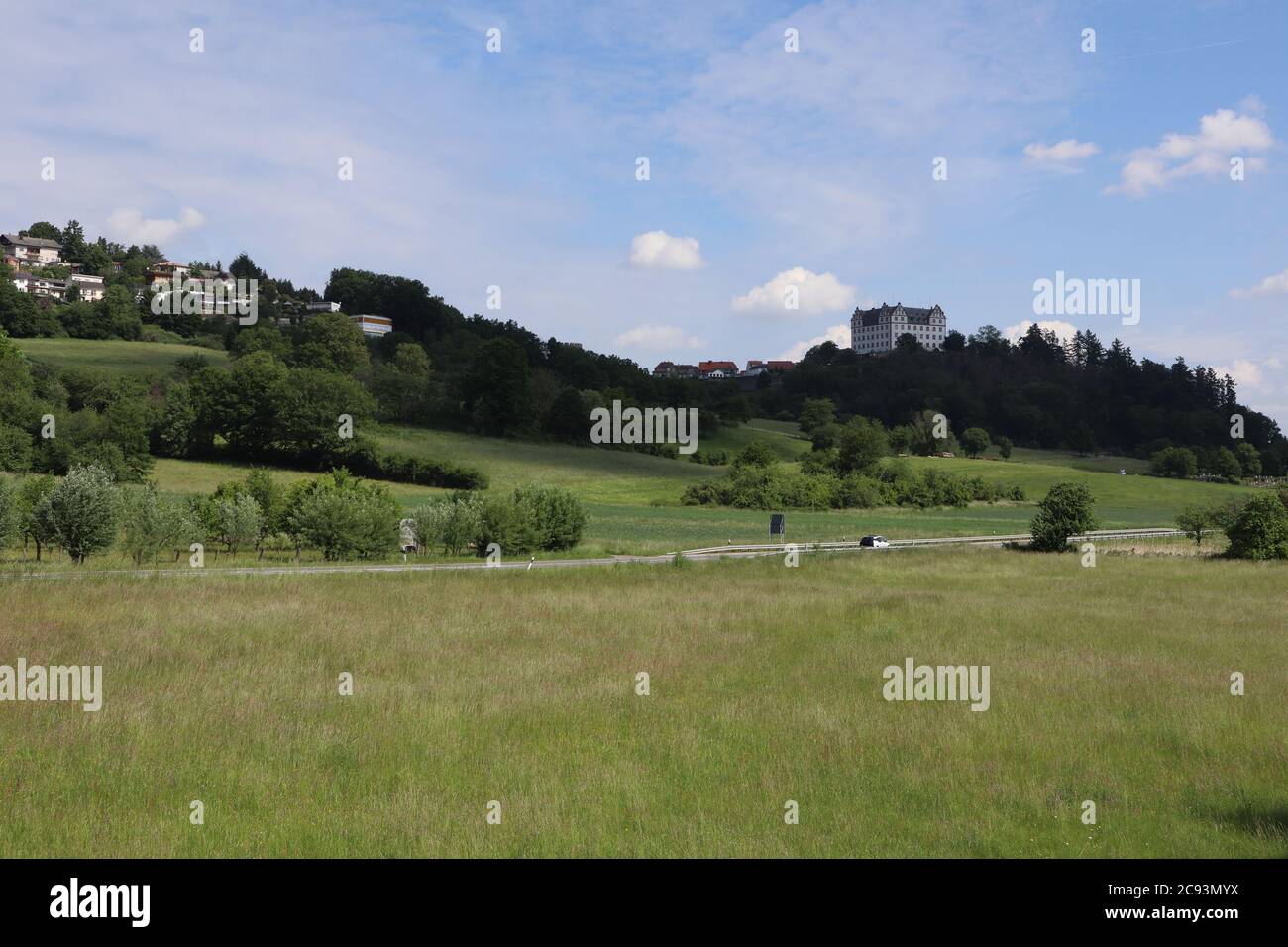 Niedernhausen, Hessen - Mai 30 2019: Blick auf Schloss Lichtenberg Stockfoto