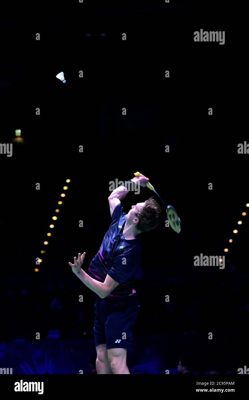 Viktor Axelsen aus Dänemark im Einsatz bei den ingles Yonex All England Open Badminton Championships. Tag 3 in der Arena Birmingham. Stockfoto