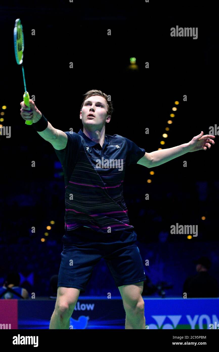 Viktor Axelsen aus Dänemark im Einsatz bei den ingles Yonex All England  Open Badminton Championships. Tag 3 in der Arena Birmingham Stockfotografie  - Alamy