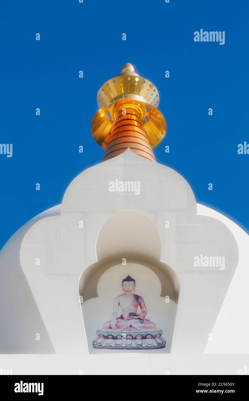 Die buddhistische Aufklärungsstupa in Benalmadena, Costa del Sol, Provinz Malaga, Andalulusia, Südspanien. Stockfoto