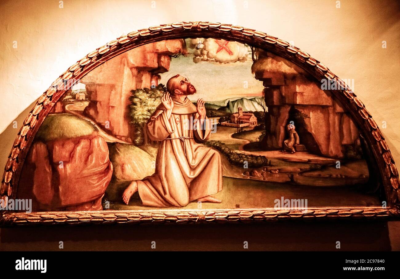 Italien Marche Jesi Palazzo Pianetti -Sitz der städtischen Kunstgalerie - Franziskus erhält die Stigmata. Lunette von Pietro Paolo Agabiti Stockfoto