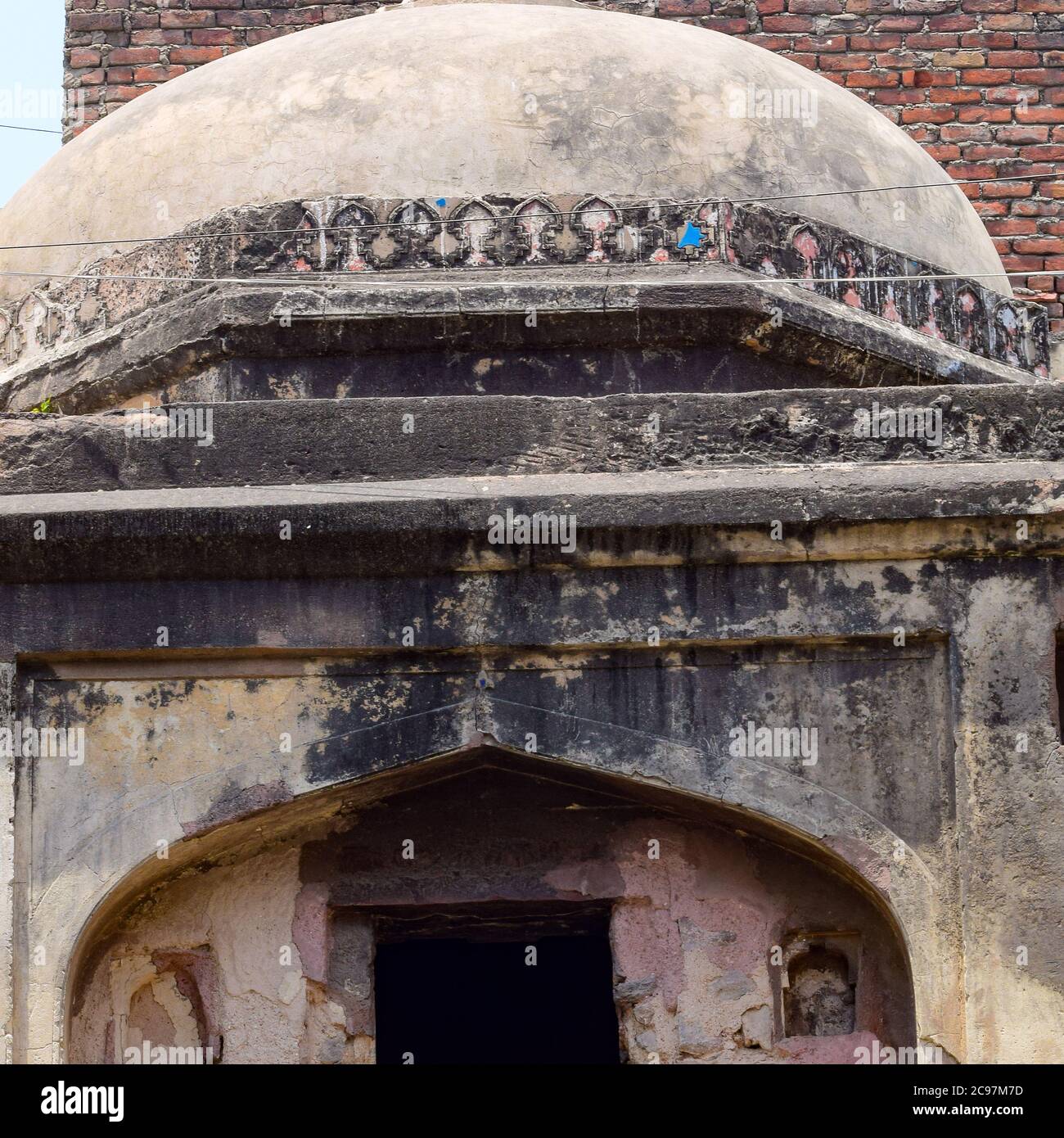 Innenansicht von Hazrat Nizamuddin Dargah während der Tageszeit in Delhi Indien, religiöse Darah von Nizamuddin in Delhi Stockfoto