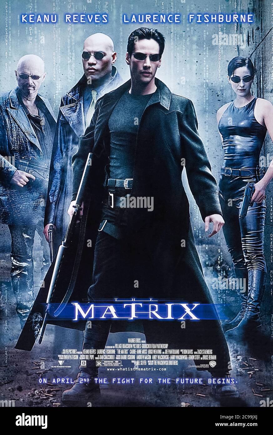 The Matrix (1999) unter der Regie der Wachowski-Brüder mit Keanu Reeves, Laurence Fishburne, Carrie-Anne Moss und Joe Pantoliano. Ein Computerhacker findet, dass das Kaninchenloch tiefer ist, als er sich vorstellen konnte, als er sich für die rote Pille in diesem bahnbrechenden und innovativen Science Fiction-Klassiker entscheidet. Stockfoto