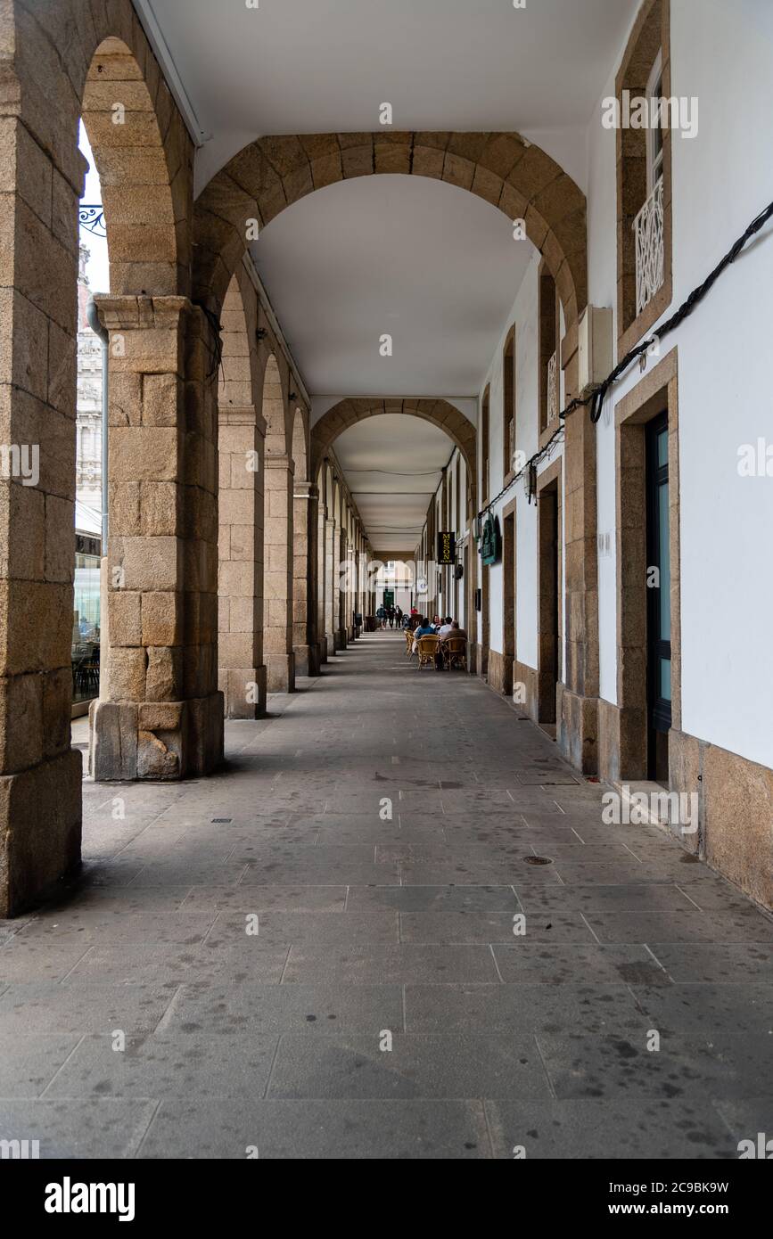 Corunna, Spanien - 20. Juli 2020: Blick auf den Platz Maria Pita. Corunna ist berühmte touristische Stadt Galicien Stockfoto