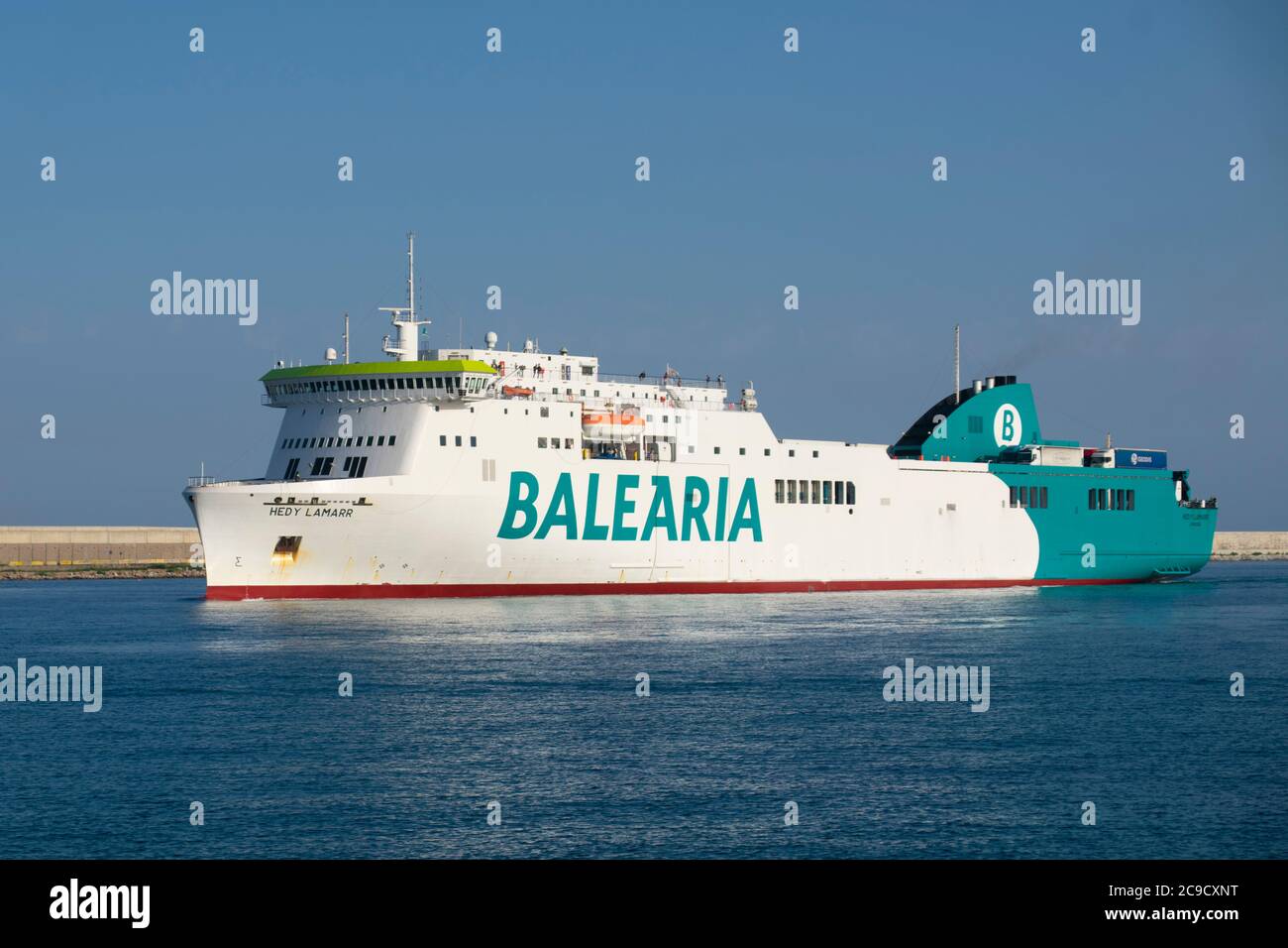 Hedy Lamarr Fährschiff der Gesellschaft Baleària in den Hafen von Barcelona. Stockfoto