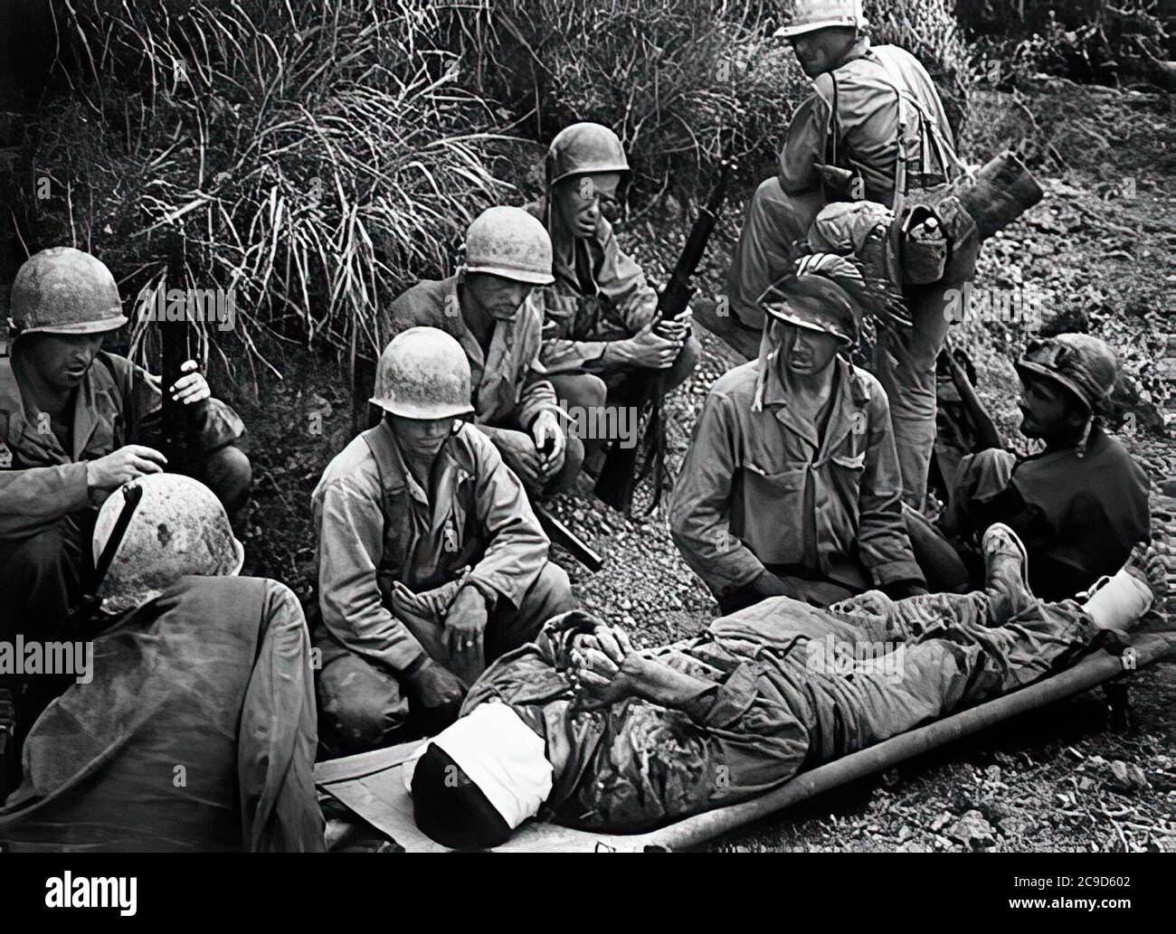 Die blutige und lange Schlacht von OKINAWA in Japan im Jahr 1945. Die Schlacht war eine der blutigsten im PazifikDie blutige und lange Schlacht von OKINAWA in Japan im Jahr 1945. Die Schlacht war eine der blutigsten im Pazifik Stockfoto