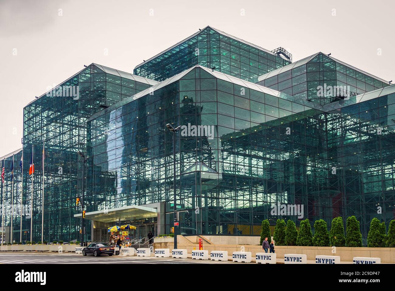 NYC, USA, Mai 2019, Blick auf das Javits Convention Center in Hell's Kitchen, Manhattan Stockfoto