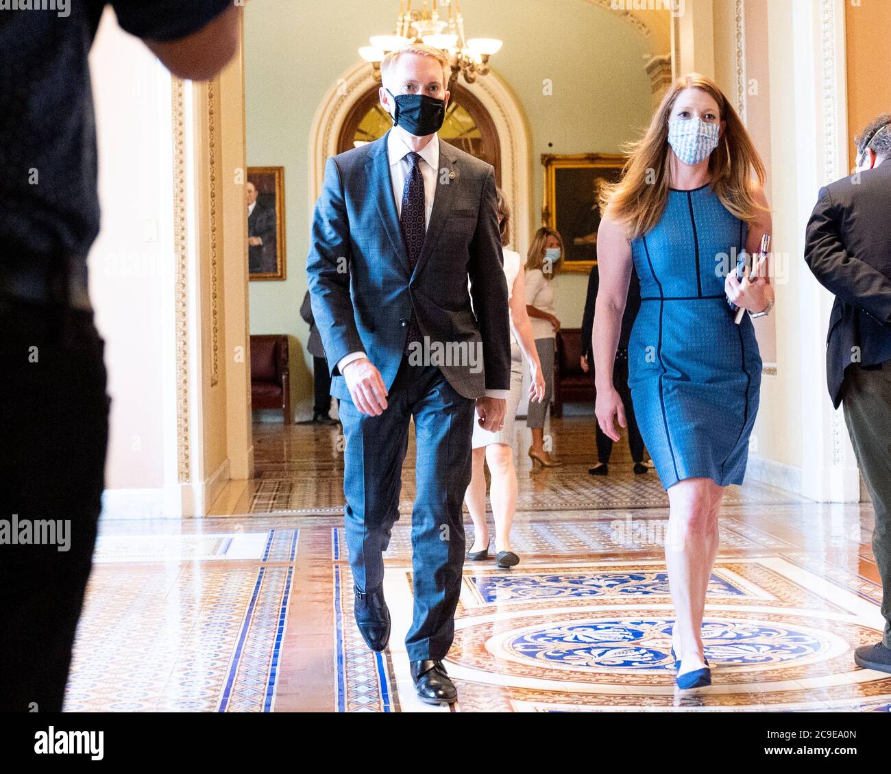 Washington, Usa. Juli 2020. US-Senator James Lankford (R-OK) verlässt die Senatskammer. Kredit: SOPA Images Limited/Alamy Live Nachrichten Stockfoto