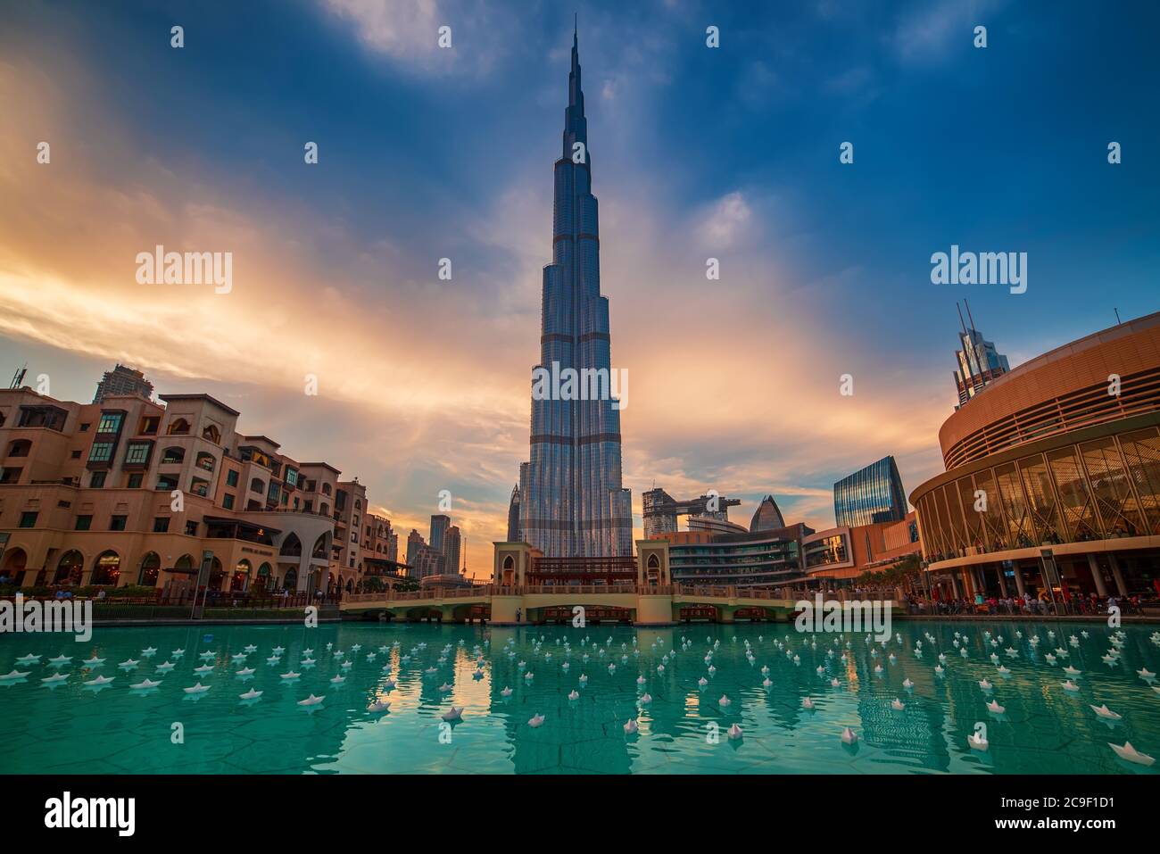 Wie Hoch Ist Der Höchste Turm Der Welt www.alamy.de